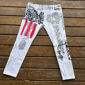 Only worn 1 time, white American flag, size 42 #A352422
